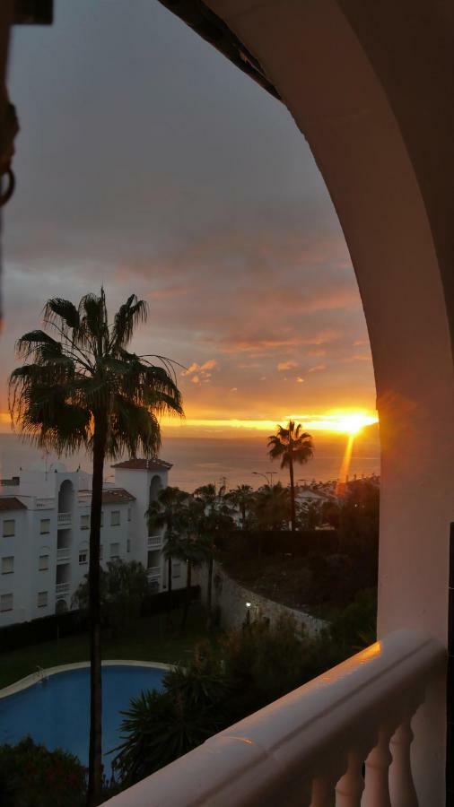 Apartamento Sol-Azul Daire Málaga Dış mekan fotoğraf