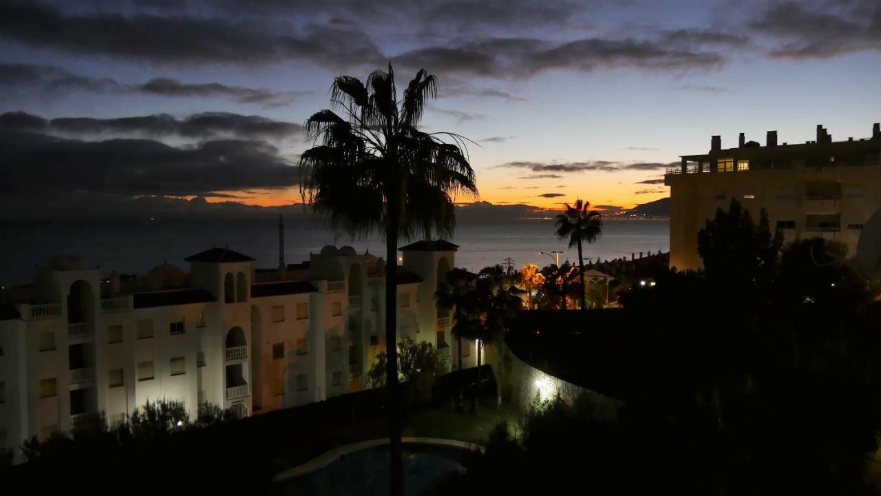 Apartamento Sol-Azul Daire Málaga Dış mekan fotoğraf